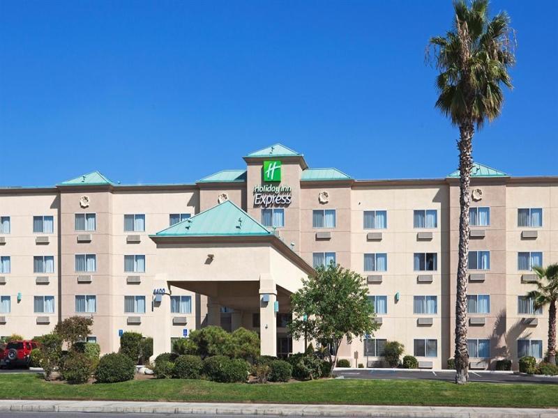 Holiday Inn Express Bakersfield By Ihg Exterior photo